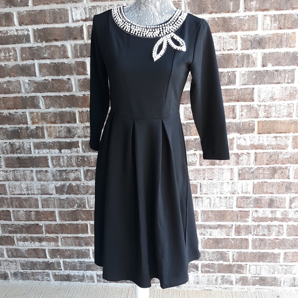 Elegant Black Fit and Flare Dress - Picture 8 of 8